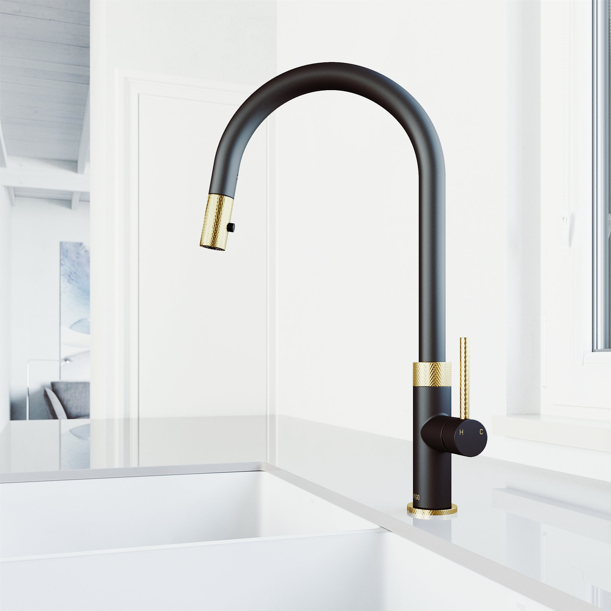 VIGO Bristol 19" H Single Handle Pull-Down Sprayer Kitchen Faucet, Matte Brushed Gold/Matte Black, Without Extras