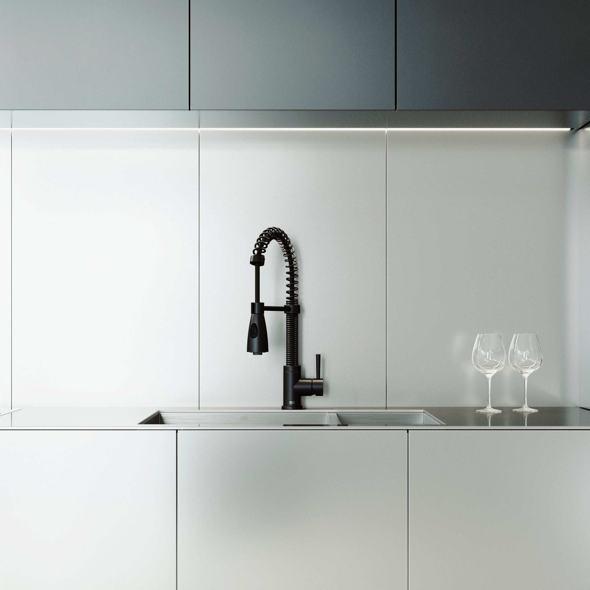 VIGO Brant 19" H Single Handle Pull-Down Sprayer Kitchen Faucet, Matte Black, Without Extras