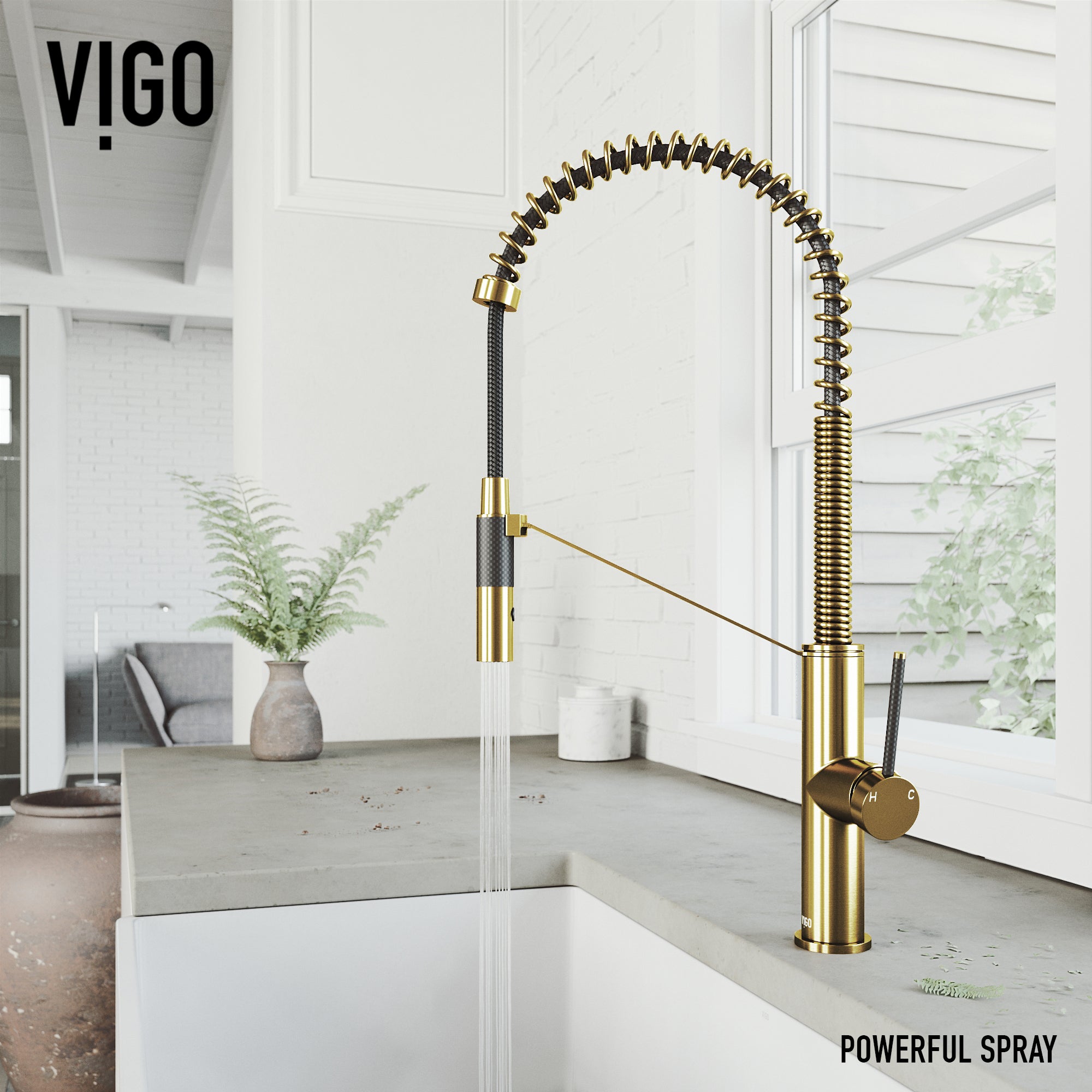 VIGO Livingston 24" H Single Handle Pull-Down Sprayer Kitchen Faucet, Matte Brushed Gold, Without Extras
